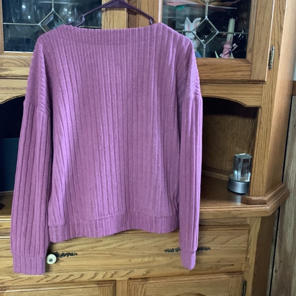 SO brand v neck sweater Purple super soft NWT. large - Picture 3 of 3